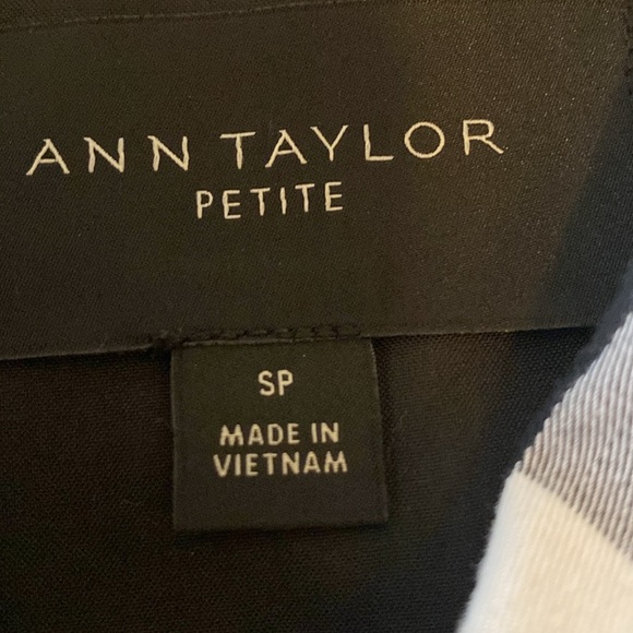 Black and white checkered double breasted swing jacket. - Picture 3 of 5